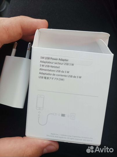 Зарядный блок iPhone