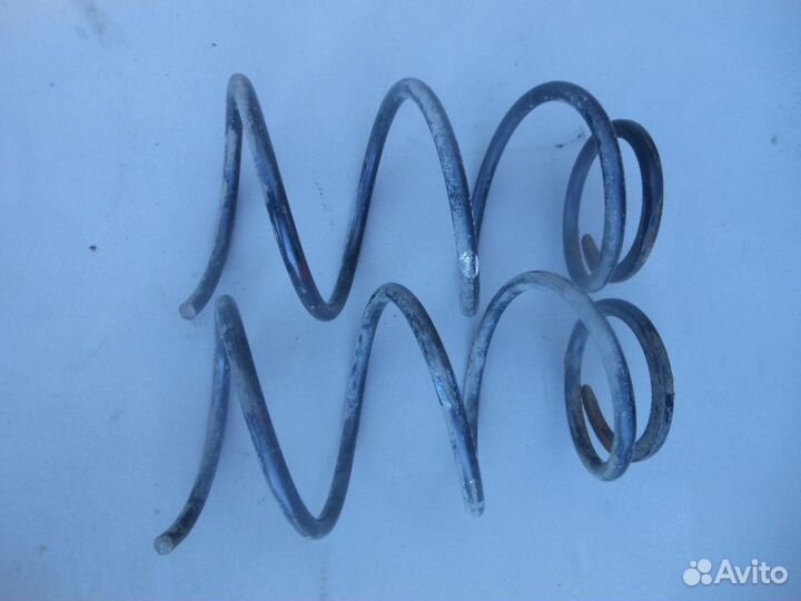 Пружина передняя для Nissan Sunny B15 1998-2004