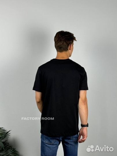 Футболка Moncler