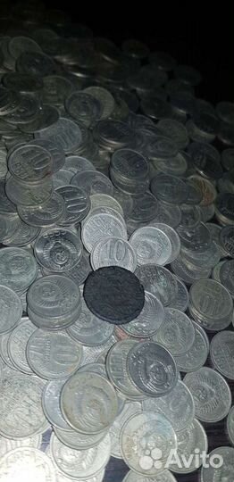 Набор монет более 750 шт по 10к + 2 царские монеты
