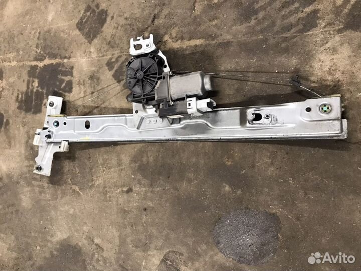 Стеклоподъемник передний левый Пежо 207