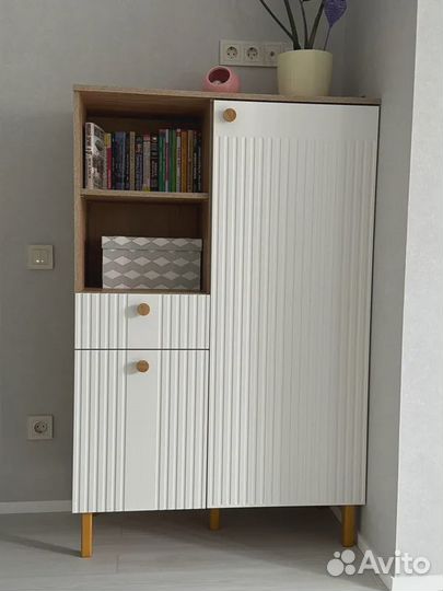 Комод высокий 90см