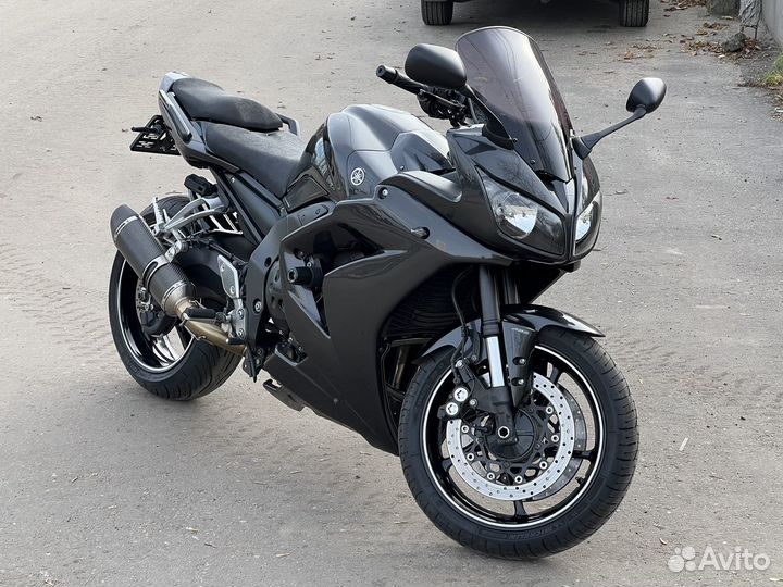 Мотоцикл Yamaha FZ1 SA
