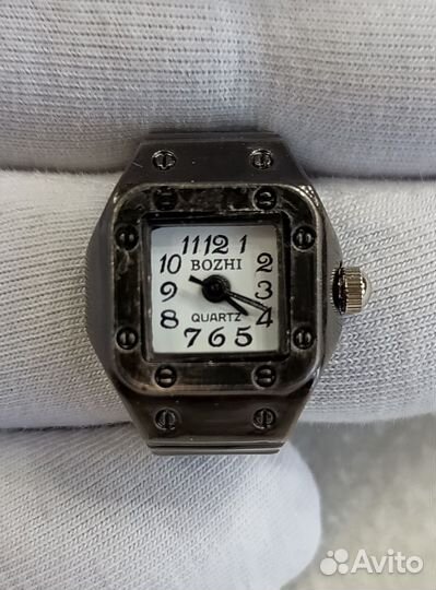 Часы мужские (кольцо на палец)