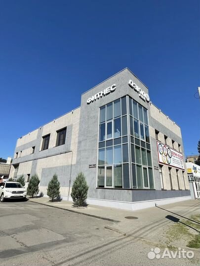 Администратор в фитнес клуб