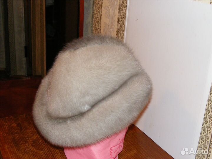 Зимняя шляпка из натуральной голубой норки