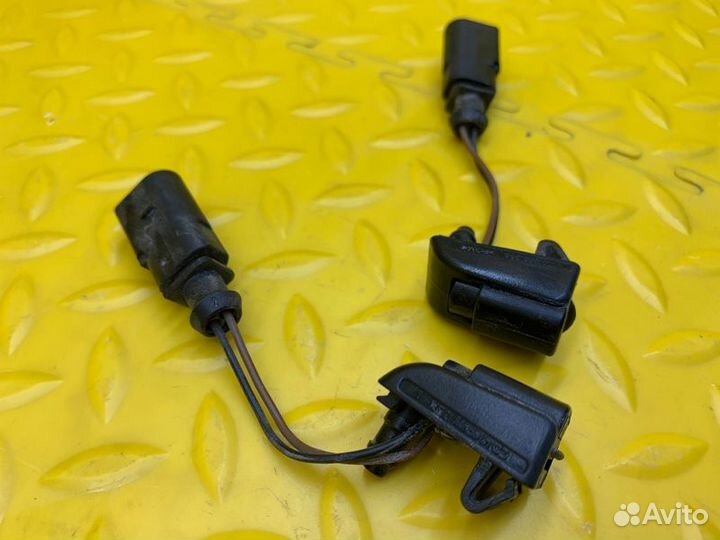 Форсунки омывателя Skoda Octavia Scout легковой