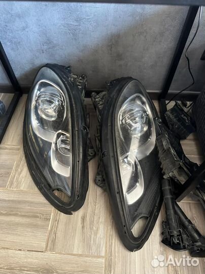Фары Porsche Macan