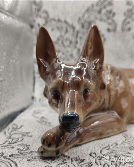 Фарфоровая статуэтка. Собака.Германия.Редкая