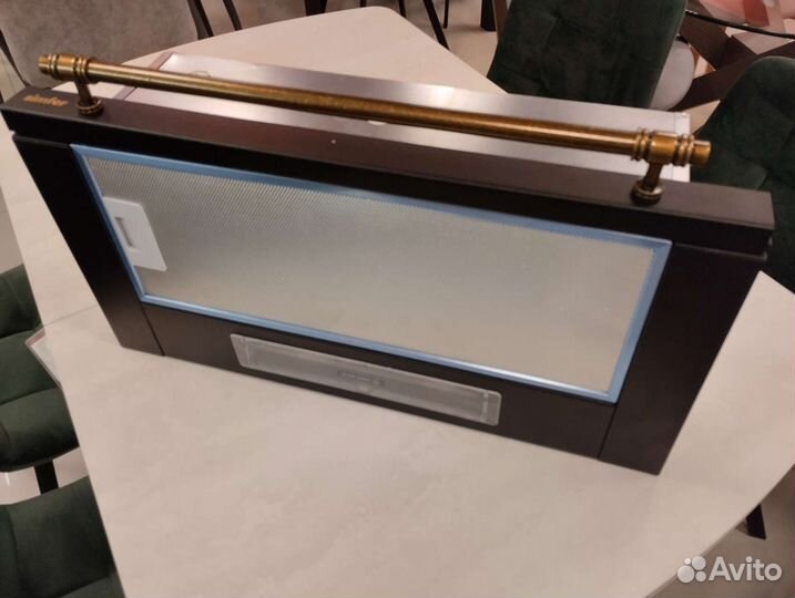 Вытяжка встраиваемая 60