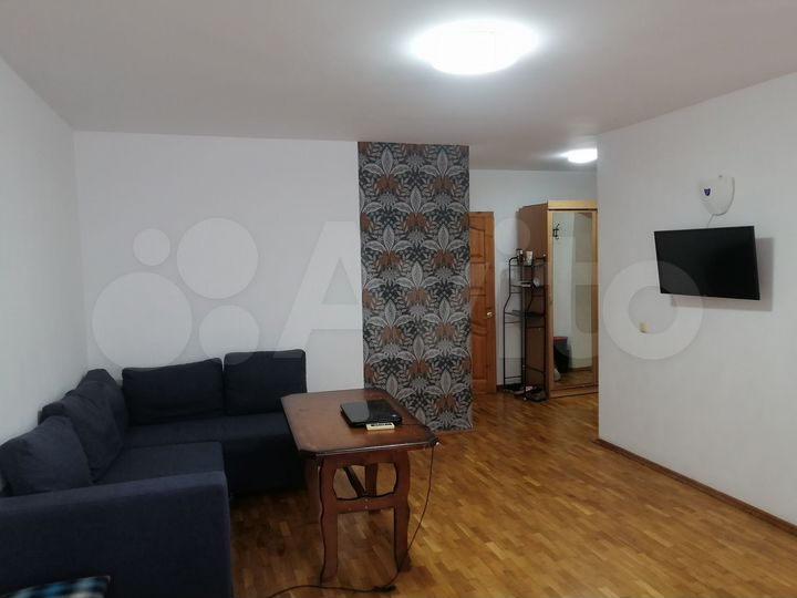 3-к. квартира, 70 м², 2/5 эт.