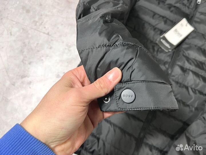 Куртки Hugo Boss