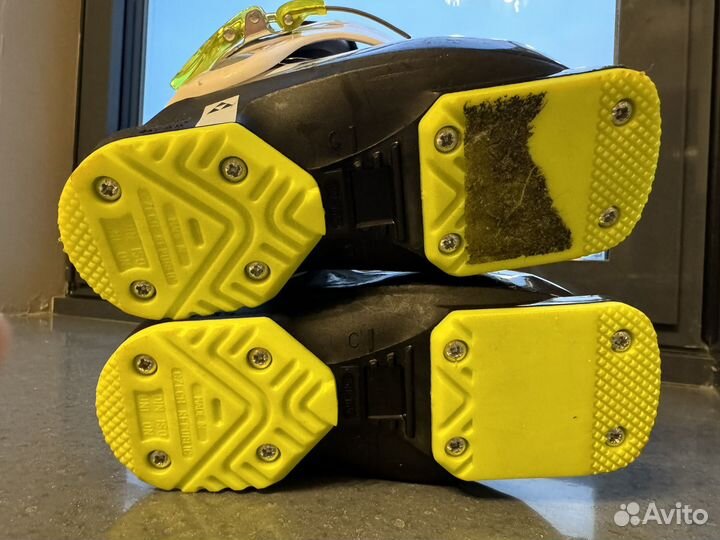 Детские горнолыжные ботинки 150-166