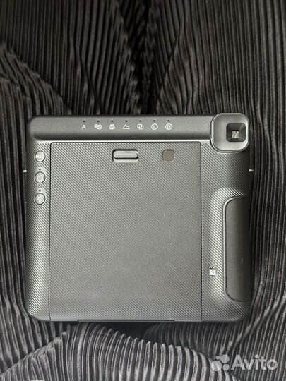 Нерабочий instax sq6