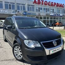 Volkswagen Touran 1.4 AMT, 2007, 222 000 км, с пробегом, цена 815 000 руб.