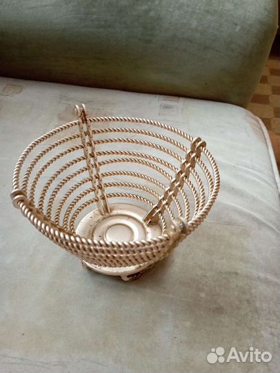 Вазочка-конфетница и тарелочка из мягкого металла