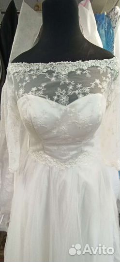 Платье свадебное
