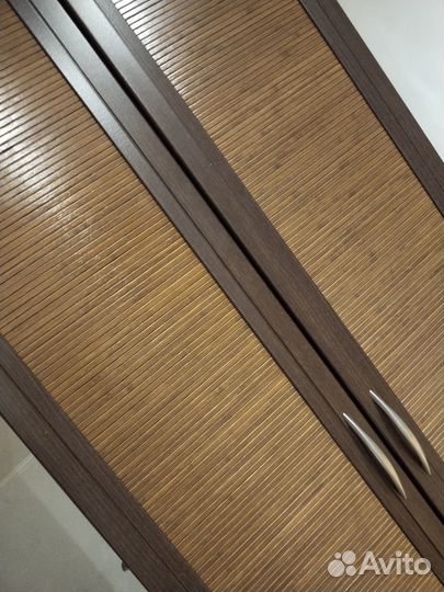 Шкаф распашной