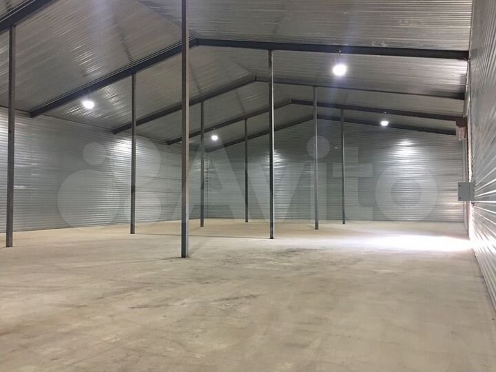 Склад, 1300 м²