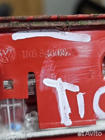 Фонарь задний (стоп сигнал) Volkswagen Tiguan NF