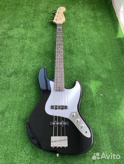 Бас гитара Jazz Bass