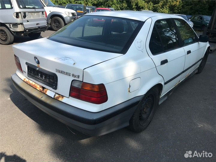 Разбор на запчасти BMW 3 E36