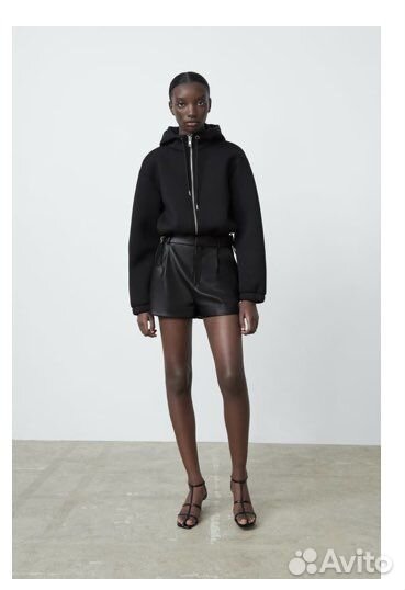 Шорты кожаные Zara, р M