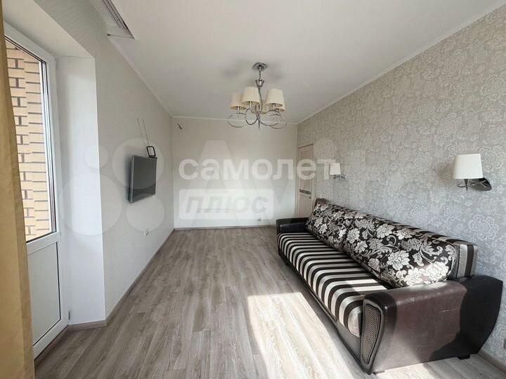 2-к. квартира, 67,1 м², 6/17 эт.