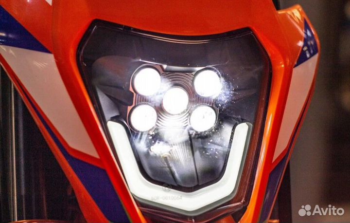 Мотоцикл avantis A5 LUX (PR250/172FMM-5)