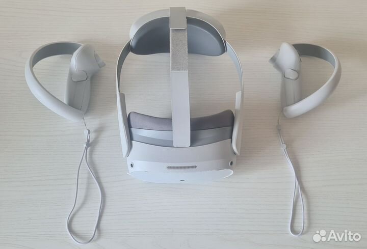 Pico 4 vr шлем + 50 игр