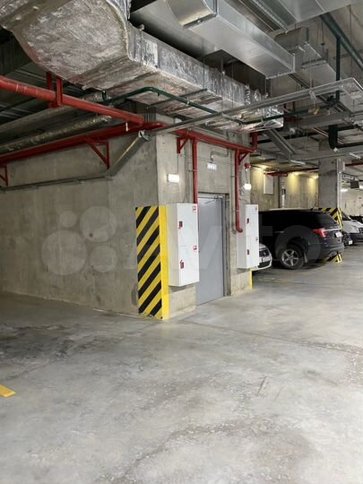 Машиноместо, 13 м²