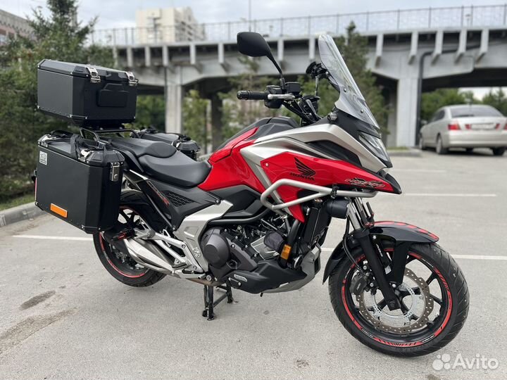 Мотоцикл honda NC 750 X DCT