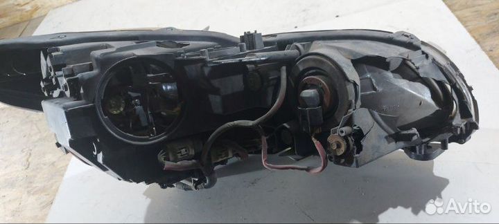 Фара ксеноновая передняя левая Lexus Gs 2004-2011