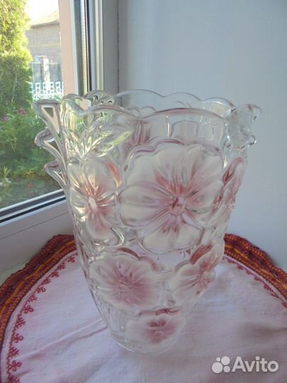 Ваза Walter Glas цв рельефный рис Германия