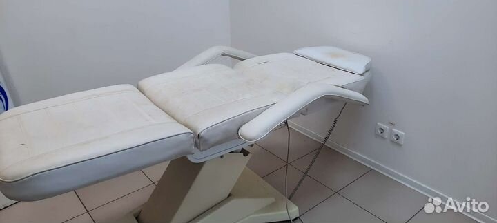 Косметологическое кресло кушетка