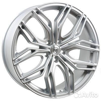 Tech Line 205 : 8,5x20 5*114,3 Et:42 Dia:67,1 Silver