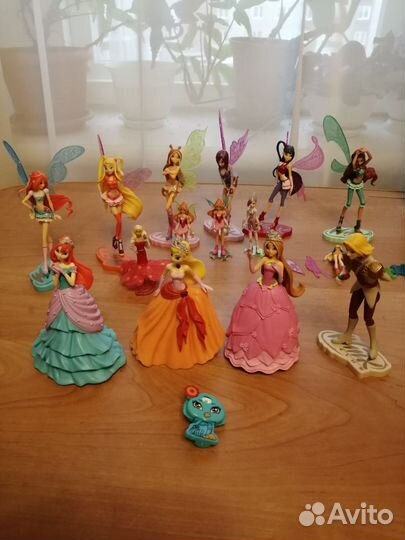 Куклы Winx и журналы