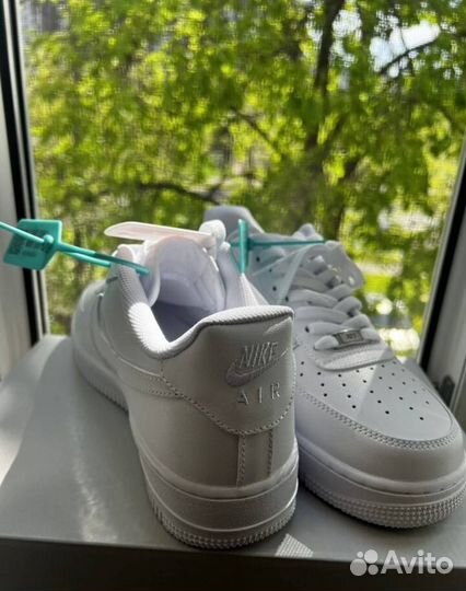 Nike Air Force 1