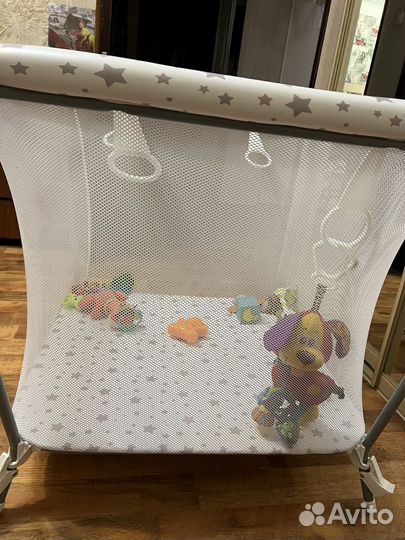 Манеж детский складной