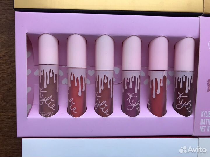 Подарочные наборы матовых помад Kylie