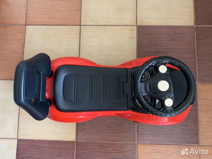 Детская машинка каталка