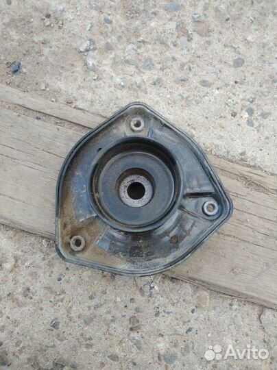 Опора амортизатора передняя Mercedes-Benz C-Class