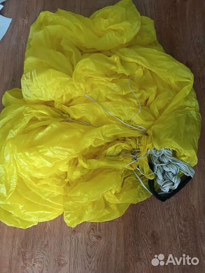 Запасной парашют