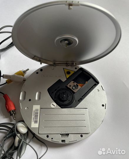 Портативный аудио/видео плеер BBK