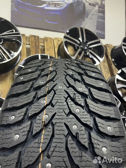 Nokian Tyres Hakkapeliitta 9 SUV 265/70 R17 115T