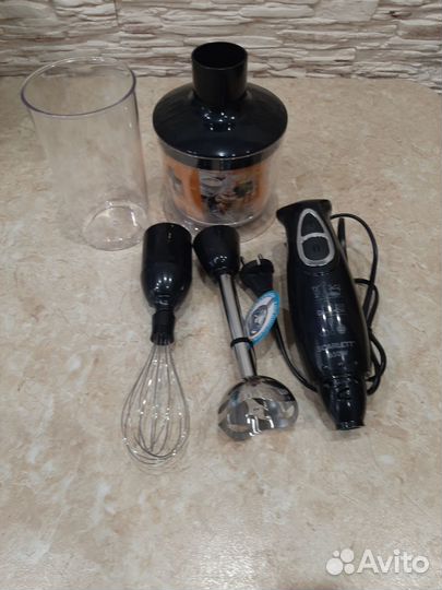 Продам новый погружной блeндeр Scarlett SC-HB42F05