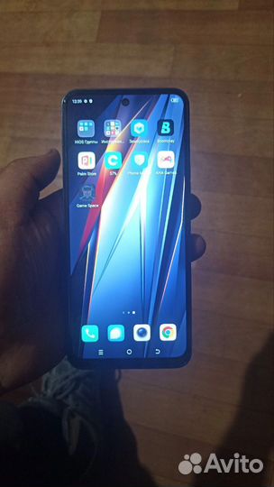 TECNO Pova Neo 2, 4/64 ГБ