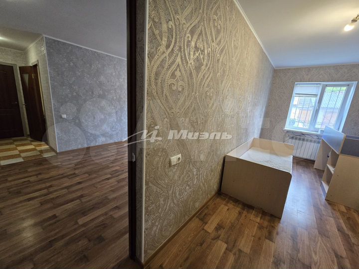 2-к. квартира, 42 м², 1/2 эт.