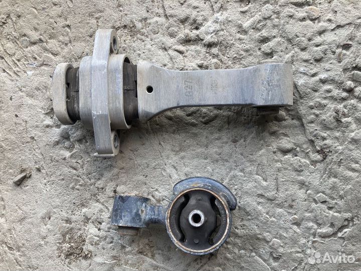 Опоры двс и АКПП Кия Соренто 4 MQ 2.2л. дизель