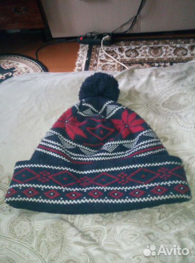 Шапки зимние цена за все